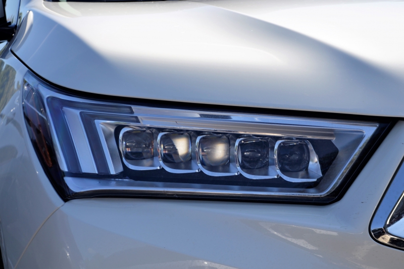 concession-LA GARDE-min_acura-headlamp-2834131